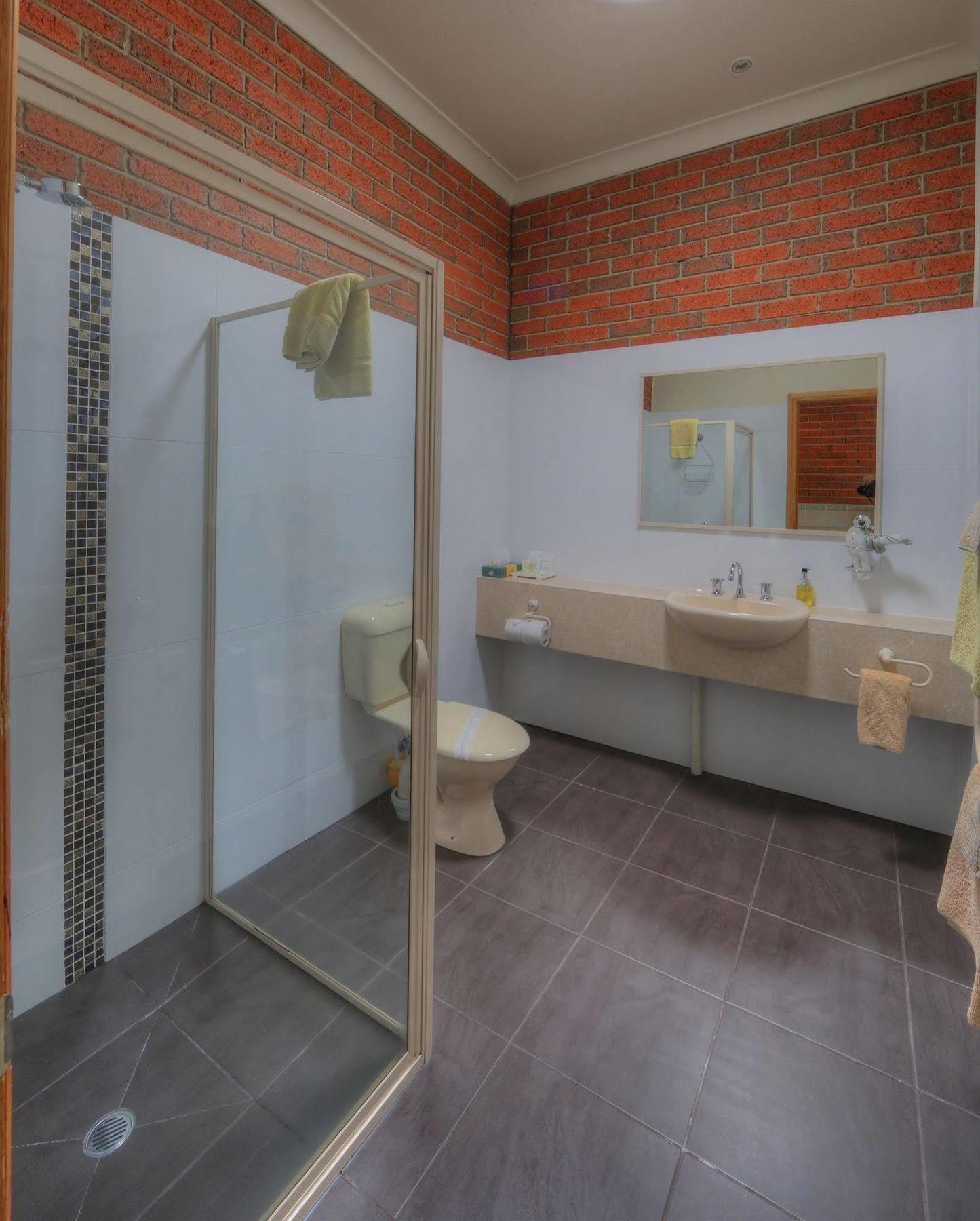 Bairnsdale Tanjil Motor Inn 외부 사진
